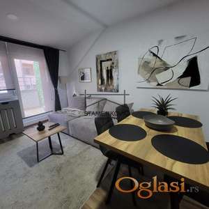 LUX STAN SA GARAŽOM ID#7116