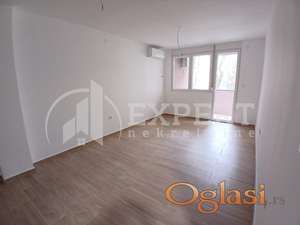 Izdaje se stan kao poslovni prostor, 49m2, Vojvode Tankosića