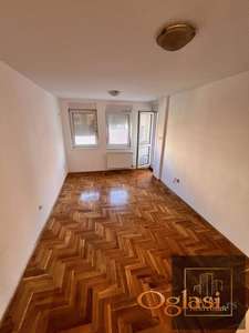 Dvoiposoban stan na Detelinari ! Dr Svetislava Kasapinovića !