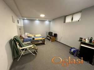 Zemun, poslovni prostor, 70 m2