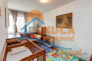 Jednoiposoban stan, centar 30m2