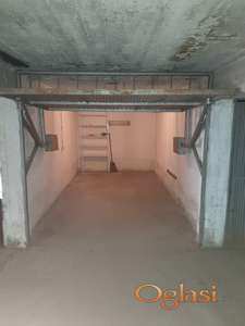 Izdajem garazu - Radnicka ulica, iza suda