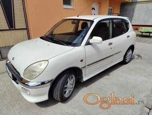 Prodajem automobil