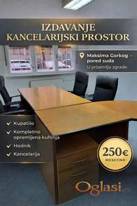 Poslovni prostor u centru, na top lokaciji, prva zgrada do suda kod spensa