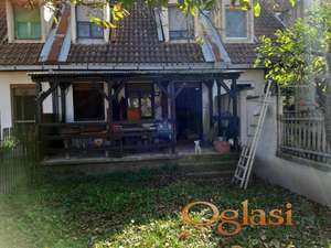 Porodična spratna kuća na Avijaciji!