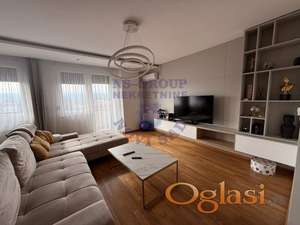 Prelep trosoban stan na top lokaciji!