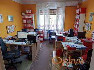 U blizini Dunavskog parka, pogodan za više namena!