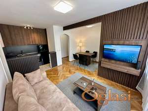 Renoviran i namešten stan, 44m² | Bulevar Oslobođenja-PetFriendly