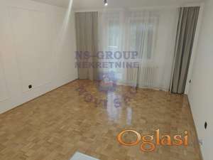 Kompletno renoviran na Naselju - 60m2 !