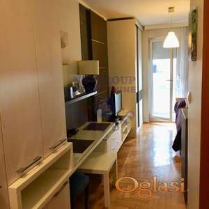 Izdaje se garsonjera na Novoj Detelinari, 26m².