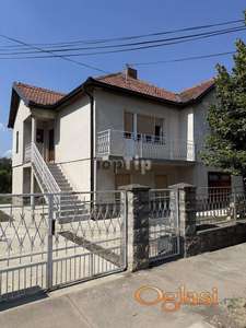 SPRATNA PORODIČNA KUĆA U MALOM RADANOVCU ID#718