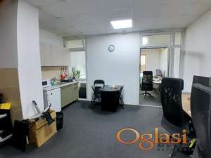  PRAZAN LOKAL, CENTAR