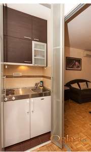 Namestena garsonjera, Arena-Usce, Novi Beograd