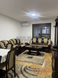 Izdaje se stan kod Filozofskog fakulteta