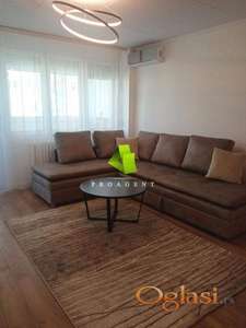 Renoviran trosoban stan na Bulevaru Nemanjića ID#8671