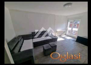 IZDAJE SE DVOIPOSOBAN STAN NA LIMANU I ID#5724