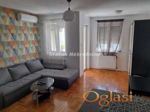 Novo Naselje-Lepa Garsonjera 28 m2 na Četvrtom Spratu-Zakupnina 350e-065/385 8880