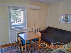 NOVI SAD - CENTAR - 20m2 - 260 evra