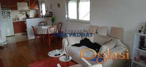 Borča centar,1,5,47m2,IIsprat,TA ID#2162