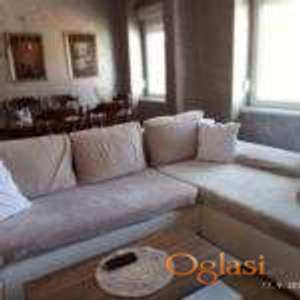 Čerević spratnica 110m2 pogled na Dunav HITNO!