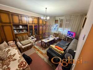 Na prodaju klasičan dvosoban stan na Staroj Detelinari.