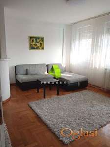 Lep jednoiposoban stan sa parkingom na Čairu ID#7875