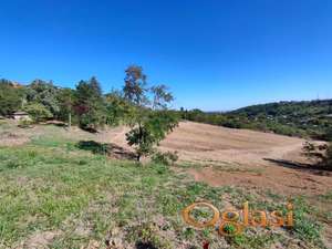 Dva gradjevinska placa 722m i 649m Čardak ulica Ruza vetrova