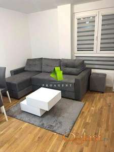 Jednoiposoban stan na Panteleju sa garažnim mestom ID#7558