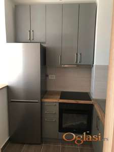 Lep stan, novija zgrada na Novom Naselju