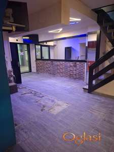 LOKAL U PASAZU 60M2 U PRIZEMLJU 50 M2 NA SPRATU