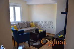 Izdaje se odličan stan kod Pravnog fakulteta, 47m2!