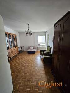 Funkcionalan stan na odličnoj lokaciji ID#1921