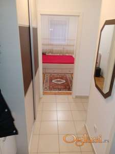 Namesten jednoiposobni stan