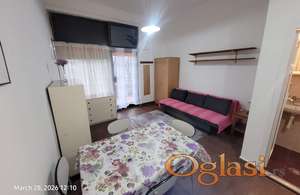 Nameštena garsonjera Kanarevo brdo