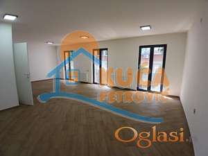 Izdaje se ekskluzivan poslovni prostor u centru, 316m2