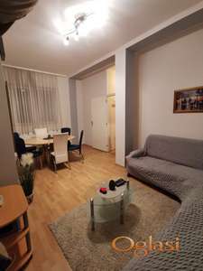 Stan Ćirpanova, bulevar Oslobođenja, jednoiposoban 42kv, ekstra