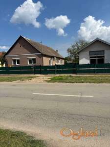 VLASNIK PRODAJE KUĆU U RUMENCI SA VELIKIM PLACEM