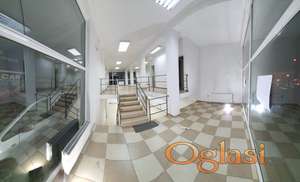 Izdaje se  lokal u centu Novog Sada površine 160m2
