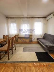 Garsonjera - Petrovaradin