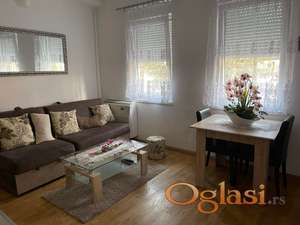 ODLIČAN JEDNOIPOSOBAN STAN U JOVANA CVIJIĆA -