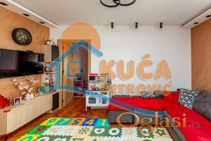 Dvoiposoban, centar, II sprat, Cg