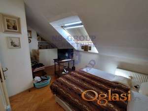 Odličan, troiposoban, dvoetažni