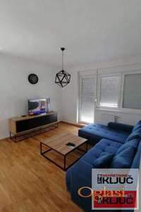 Jednoiposoban stan 47 m², Novo Naselje, Novi Sad