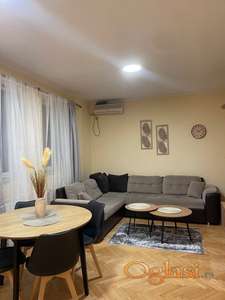 Izdaje se jednoiposoban stan – Nova Detelinara