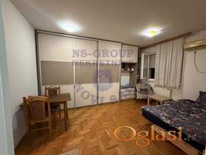 Na prodaju garsonjera površine 27 m², smeštena na Telepu.