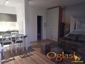 ODMAH USELJIVA NOVA GARSONJERA