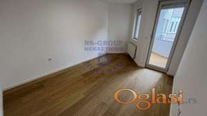 Odličan dvosoban stan na Podbari!