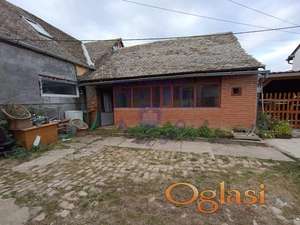 Povoln dvorišnistan i odlična investicija!