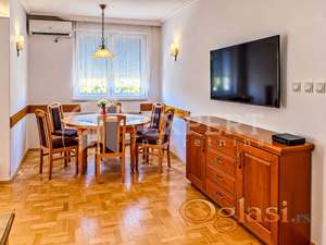 Izdaje se odličan stan u strogom centru Niša, 70m2