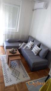 IZDAJE SE JEDNOIPOSOBAN STAN - BULEVAR EVROPE ID#4945